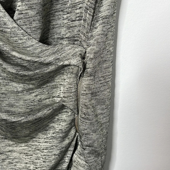 Goldray Stitchfix Eisla Zipper Detail Faux Wrap Top NWT - Picture 4 of 6